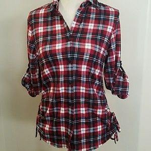 🥀EDEN & OLIVIA🥀 plaid top